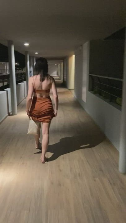 Ass porn video with onlyfans model Snowie Banks <strong>@snowieandryan</strong>
