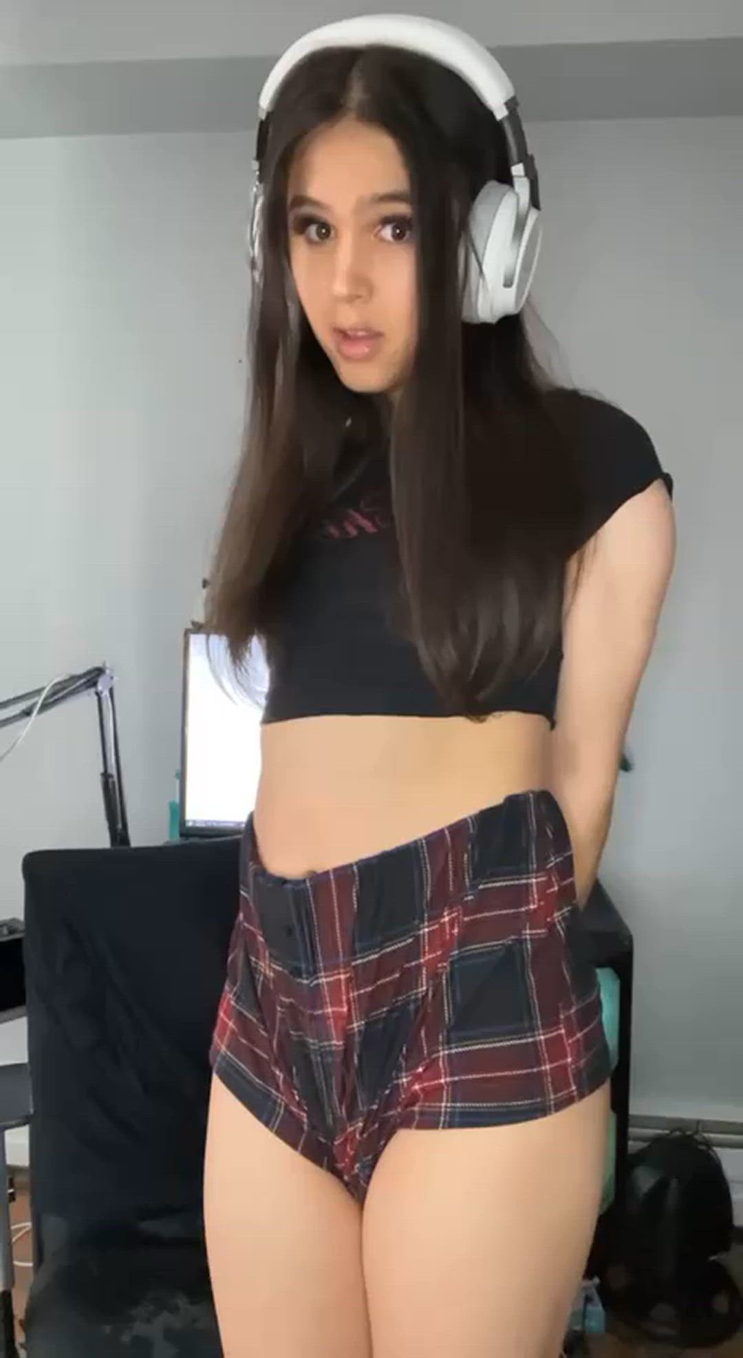 Amateur porn video with onlyfans model snowiislxt <strong>@snowiislxt</strong>