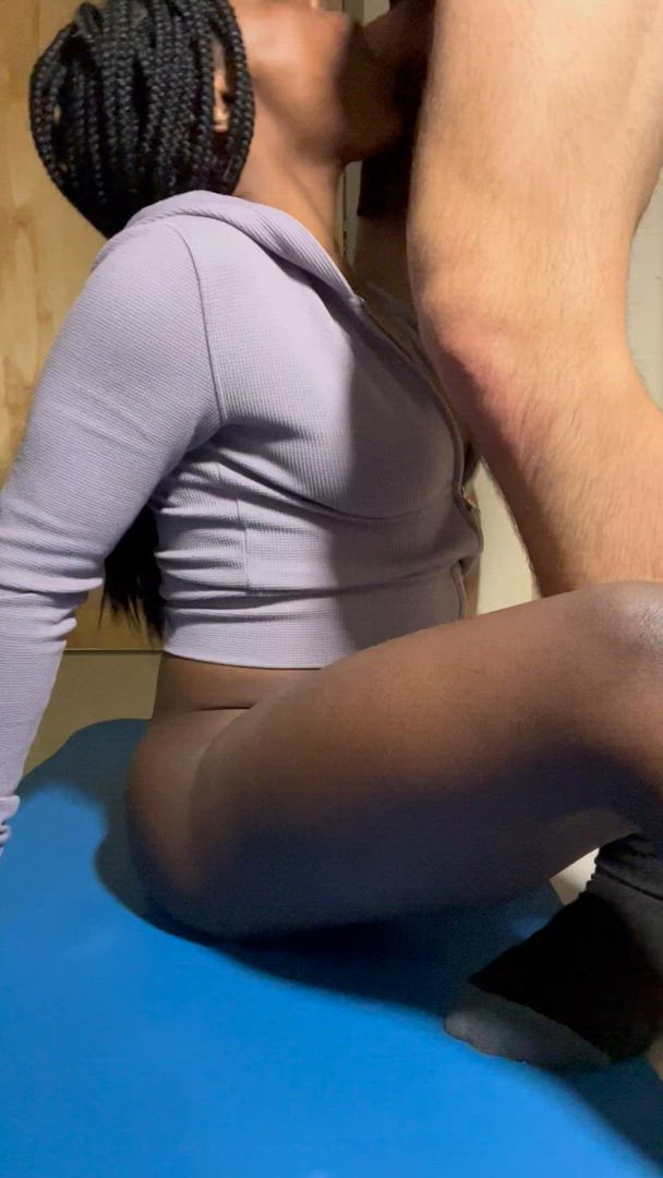 Blowjob porn video with onlyfans model sonnyandshilou <strong>@sonnyandshilou</strong>