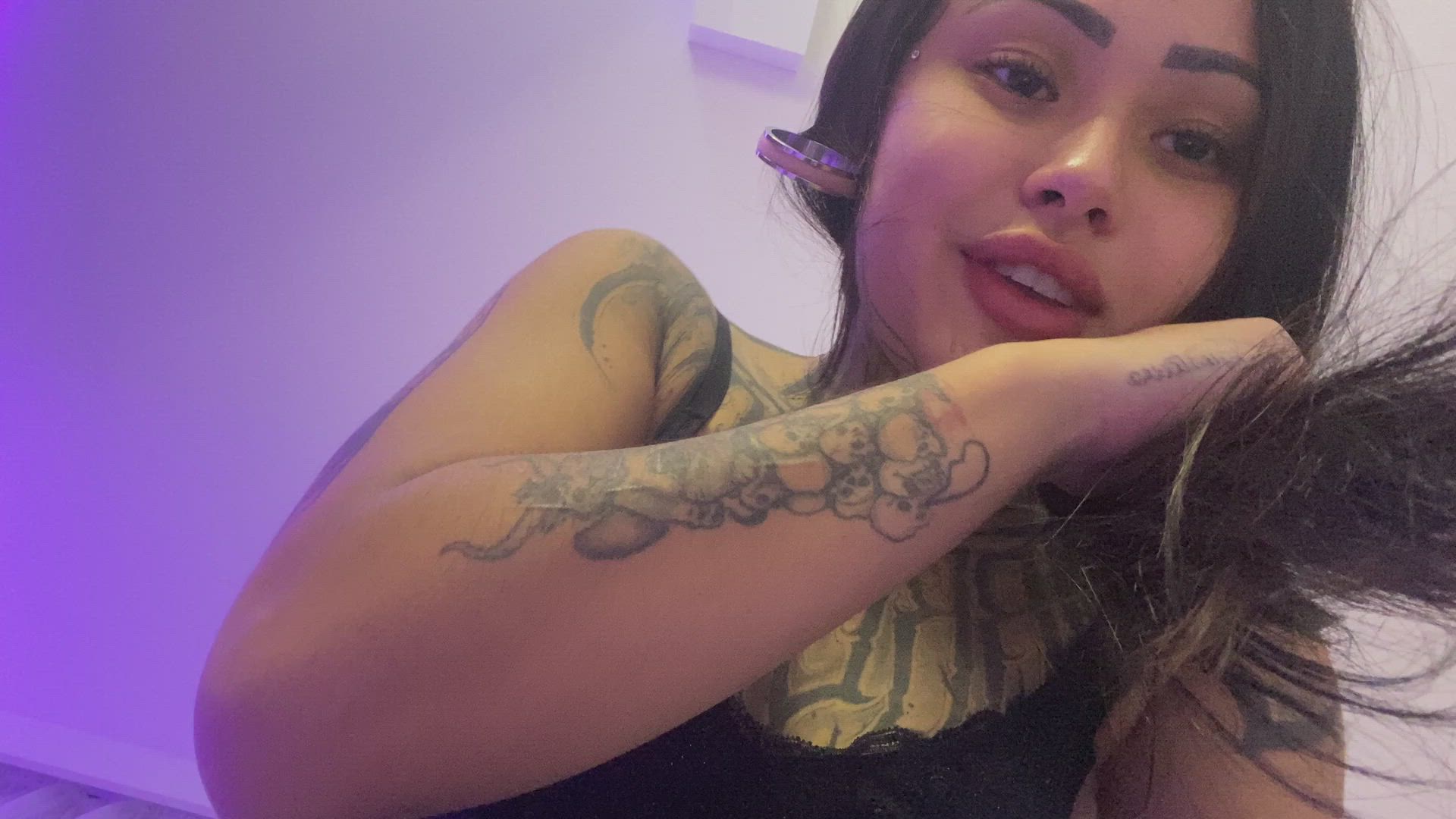 Amateur porn video with onlyfans model Surya <strong>@suryaelizabeth</strong>