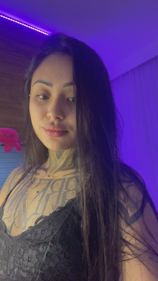 Amateur porn video with onlyfans model Surya <strong>@suryaelizabeth</strong>