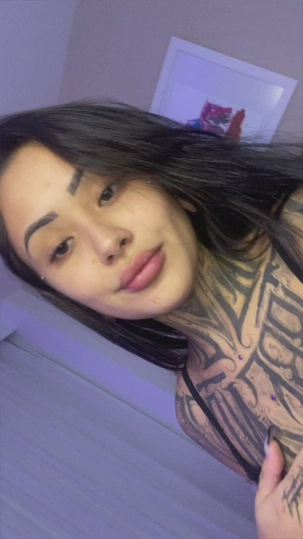 Amateur porn video with onlyfans model Surya <strong>@suryaelizabeth</strong>