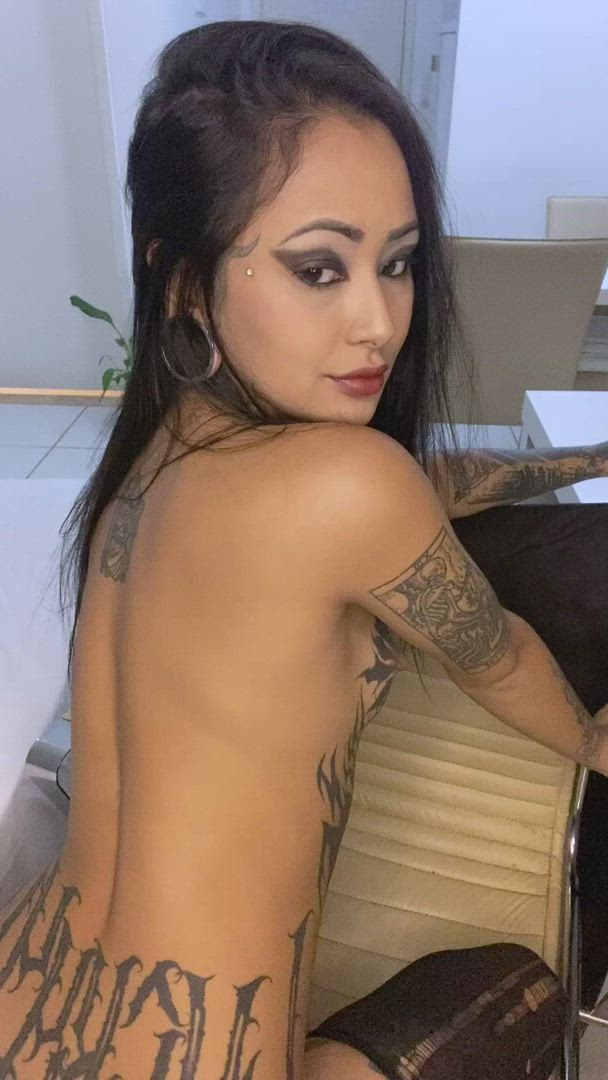 Amateur porn video with onlyfans model Surya <strong>@suryaelizabeth</strong>