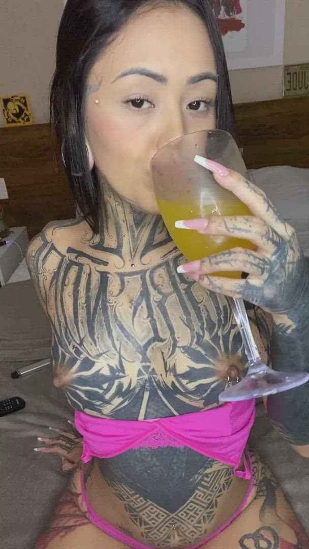 Amateur porn video with onlyfans model Surya <strong>@suryaelizabeth</strong>