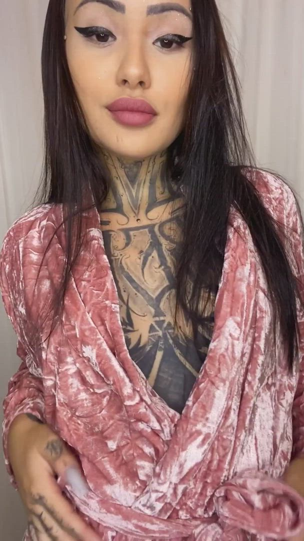 Amateur porn video with onlyfans model Surya <strong>@suryaelizabeth</strong>