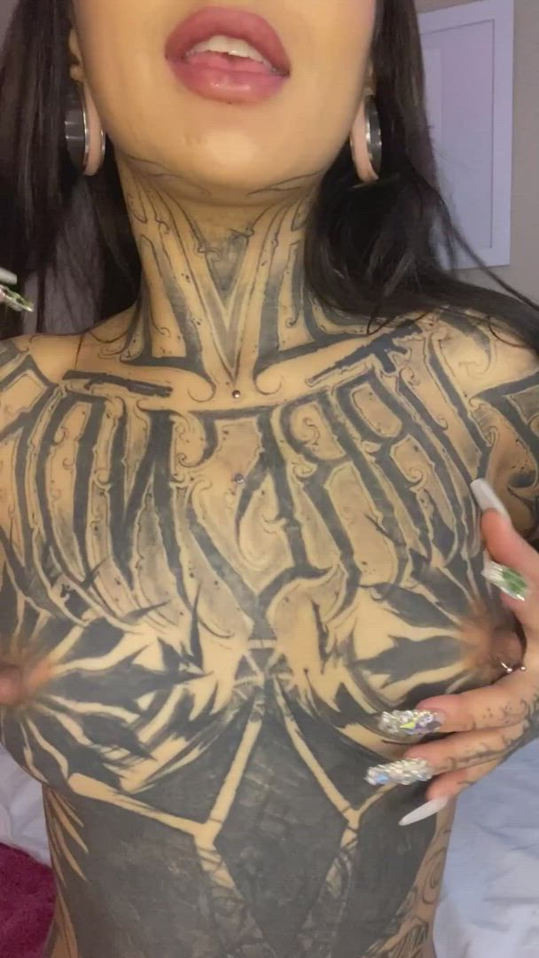 Amateur porn video with onlyfans model Surya <strong>@suryaelizabeth</strong>