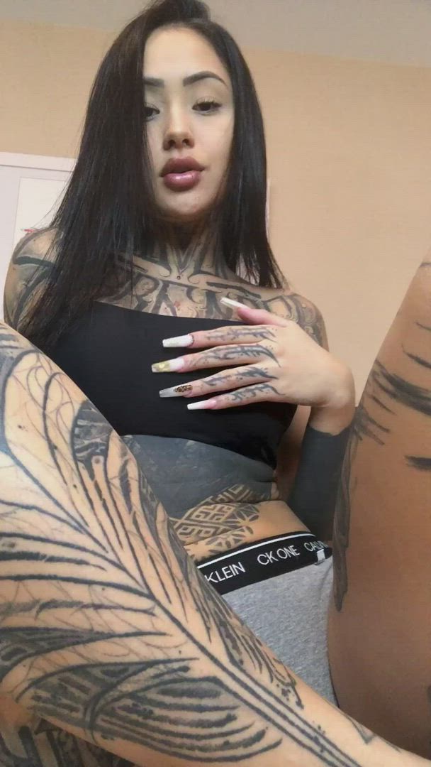 Asian porn video with onlyfans model suryasparrow <strong>@suryaelizabeth</strong>