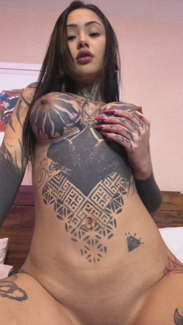 Asian porn video with onlyfans model suryasparrow <strong>@suryaelizabeth</strong>