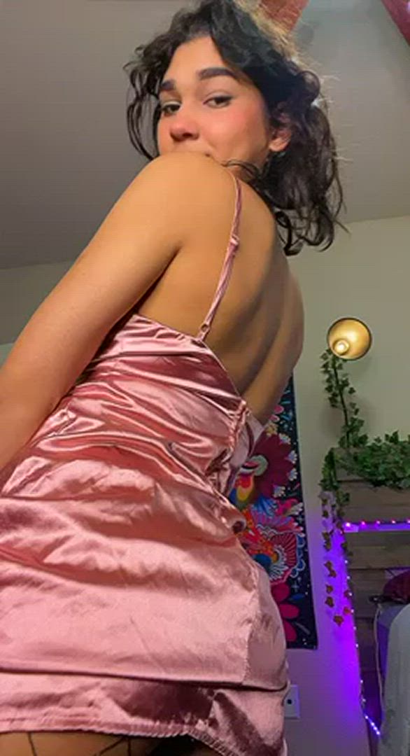 Teen porn video with onlyfans model sweetcrystal <strong>@sweetcrystalbaby</strong>