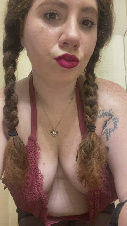 Big Tits porn video with onlyfans model Sydney <strong>@natural_redhead_curvy</strong>