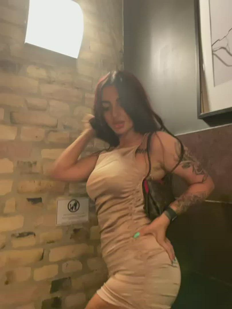 Dress porn video with onlyfans model TeresaBaby <strong>@teresababyy</strong>