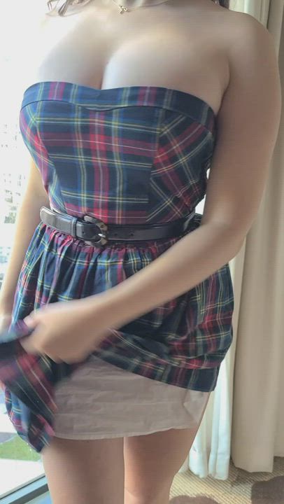 Barely Legal porn video with onlyfans model Valorie <strong>@your_submissive_doll</strong>