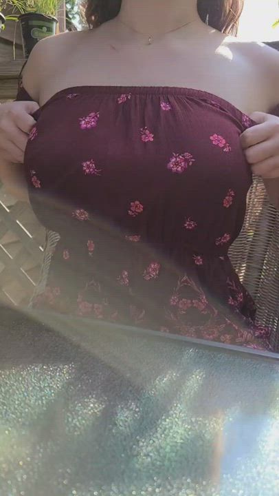 Big Tits porn video with onlyfans model Valorie <strong>@your_submissive_doll</strong>