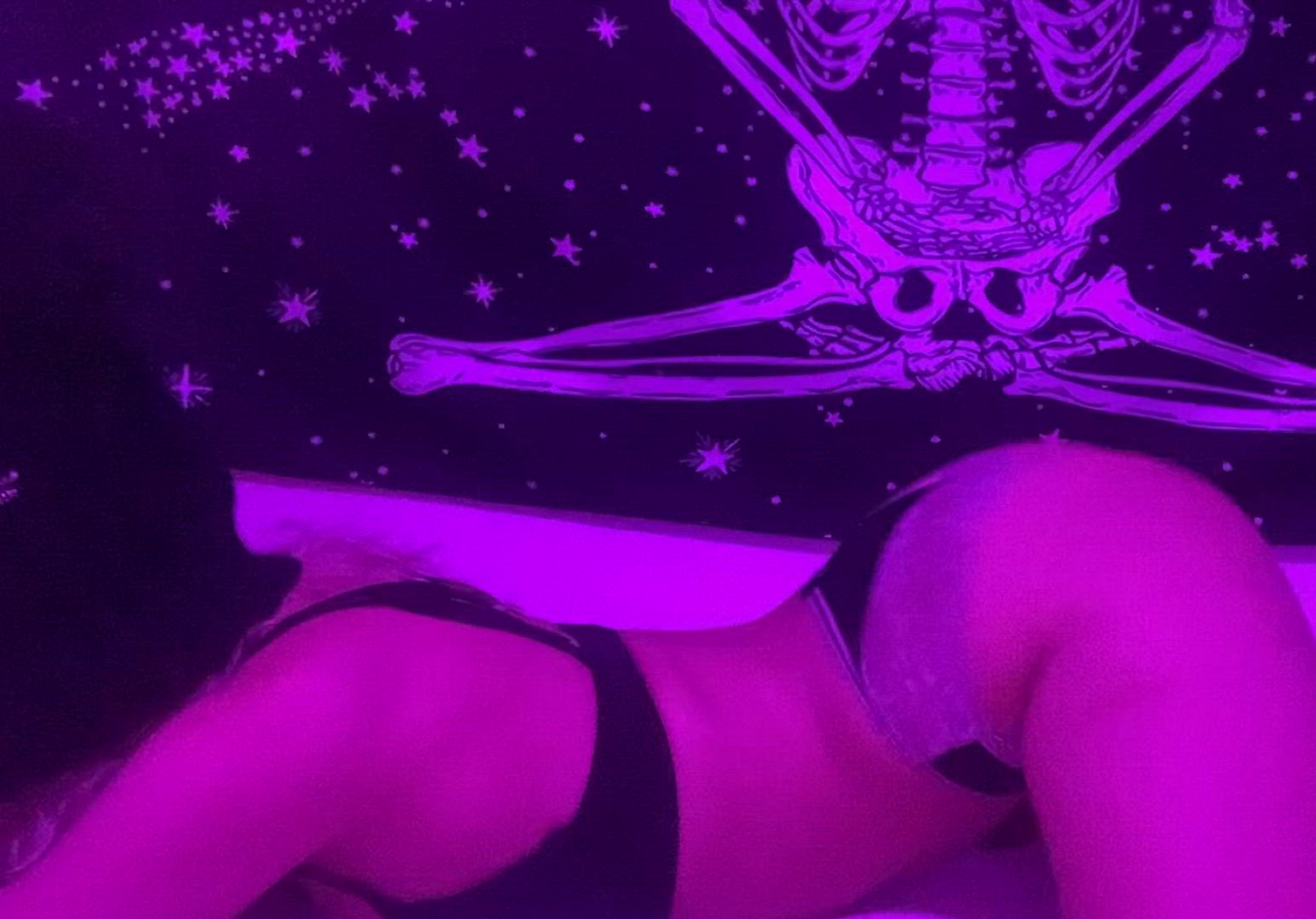 Cumshot porn video with onlyfans model vampirekitti3 <strong>@vampirekitti3</strong>