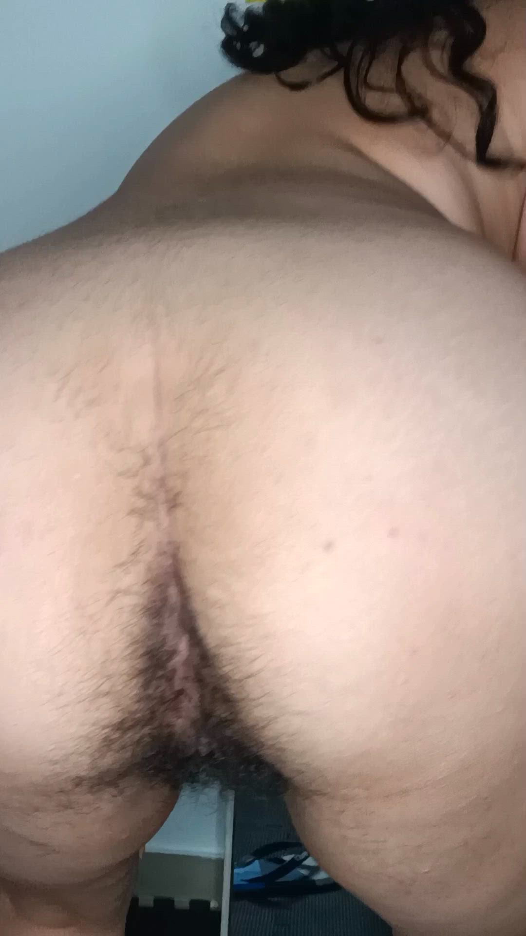 Hairy Pussy porn video with onlyfans model VanesaNudes <strong>@vanesa_nudes</strong>