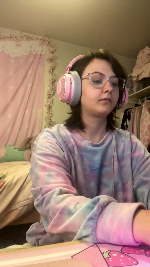 Amateur porn video with onlyfans model Whitish Cherry ? <strong>@whitish_cherry</strong>