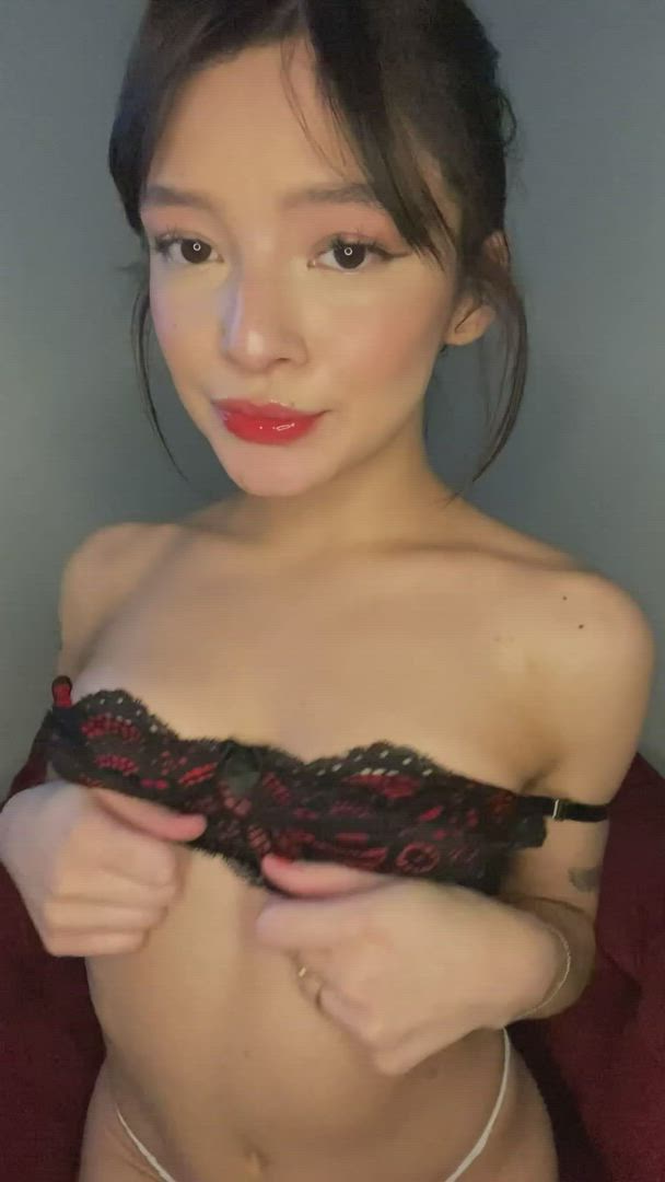 Cute porn video with onlyfans model Yumi Moon <strong>@yumiimoon</strong>