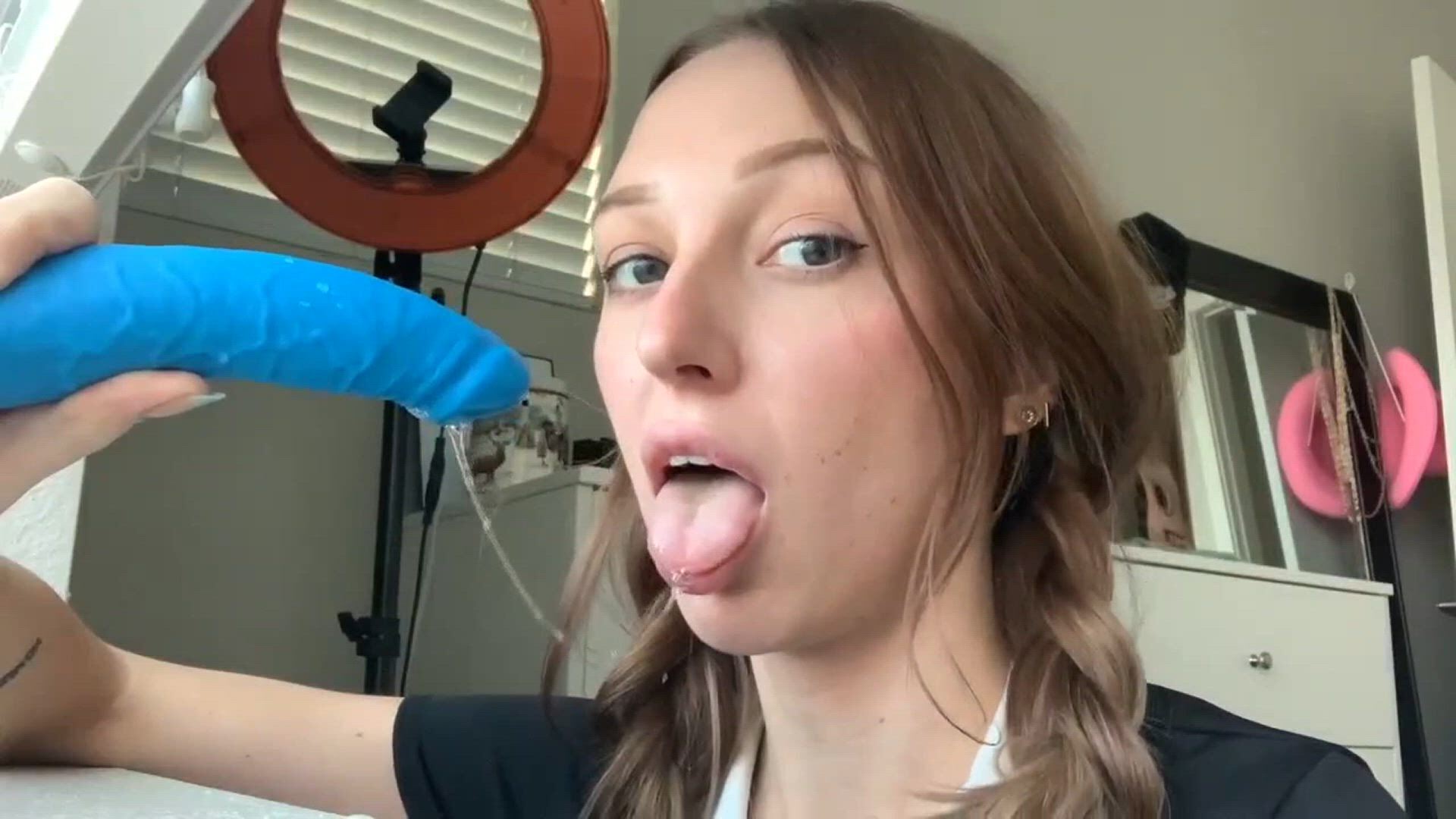 Blowjob porn video with onlyfans model hxbabe <strong>@harpermadi_</strong>