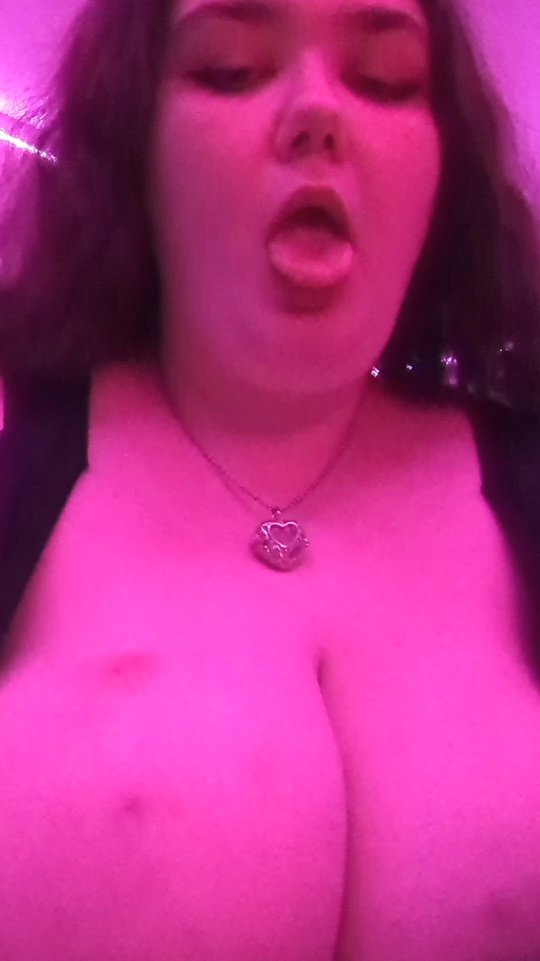 Big Dick porn video with onlyfans model thehoneyg00n <strong>@thehoneyg00n</strong>