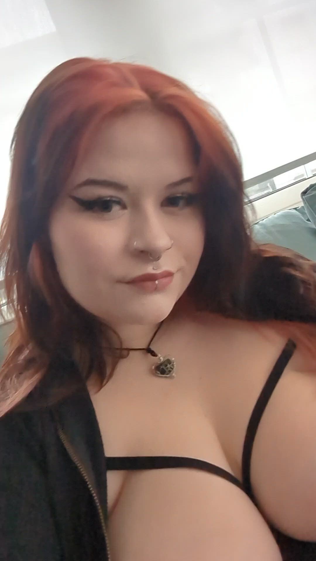 Amateur porn video with onlyfans model minacinnamon <strong>@mina_cinnamon</strong>