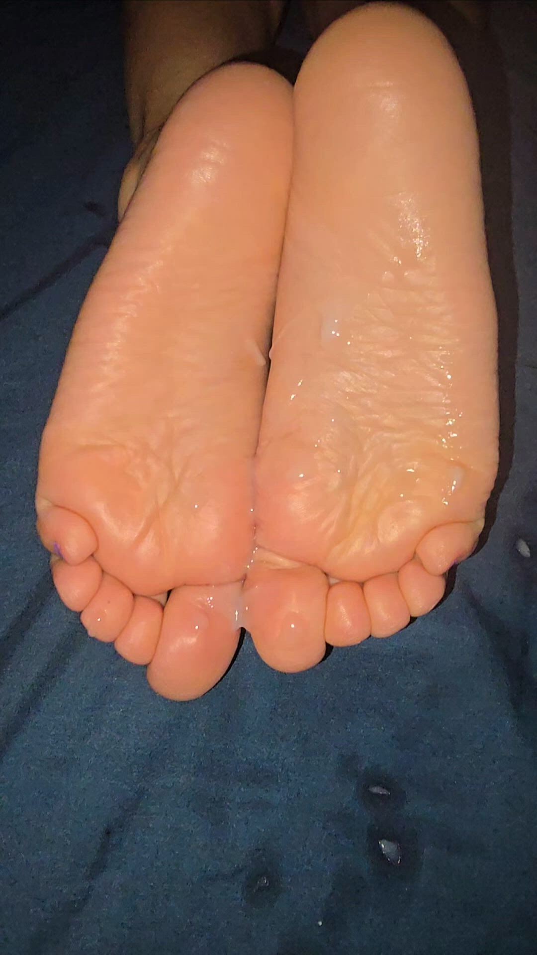 BareFootMilf porn video with onlyfans model roseysoles <strong>@roseysoles222</strong>