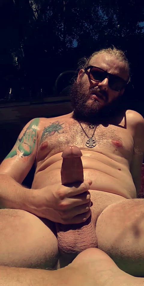 Cumshot porn video with onlyfans model GrungeViking <strong>@efpb994</strong>