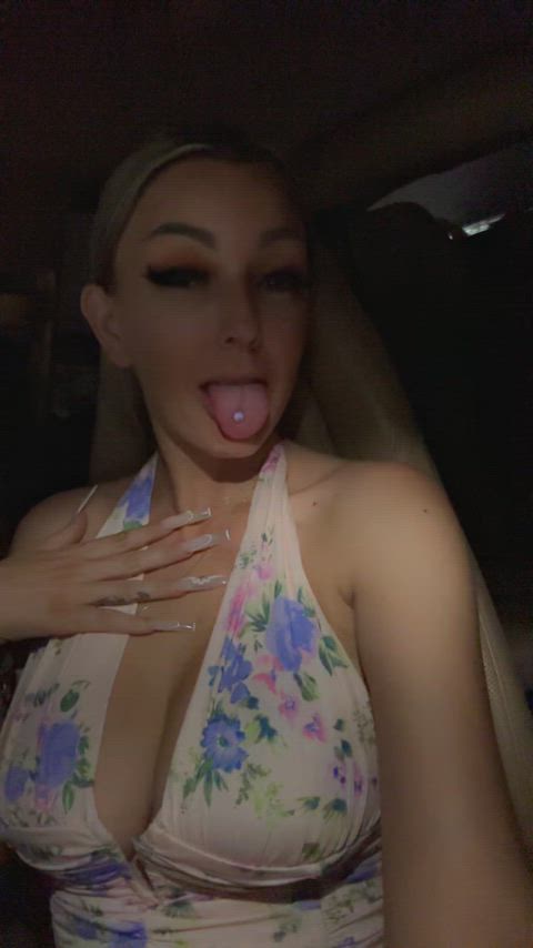 Big Tits porn video with onlyfans model CharlotteRoseXO <strong>@charlotterosexo</strong>