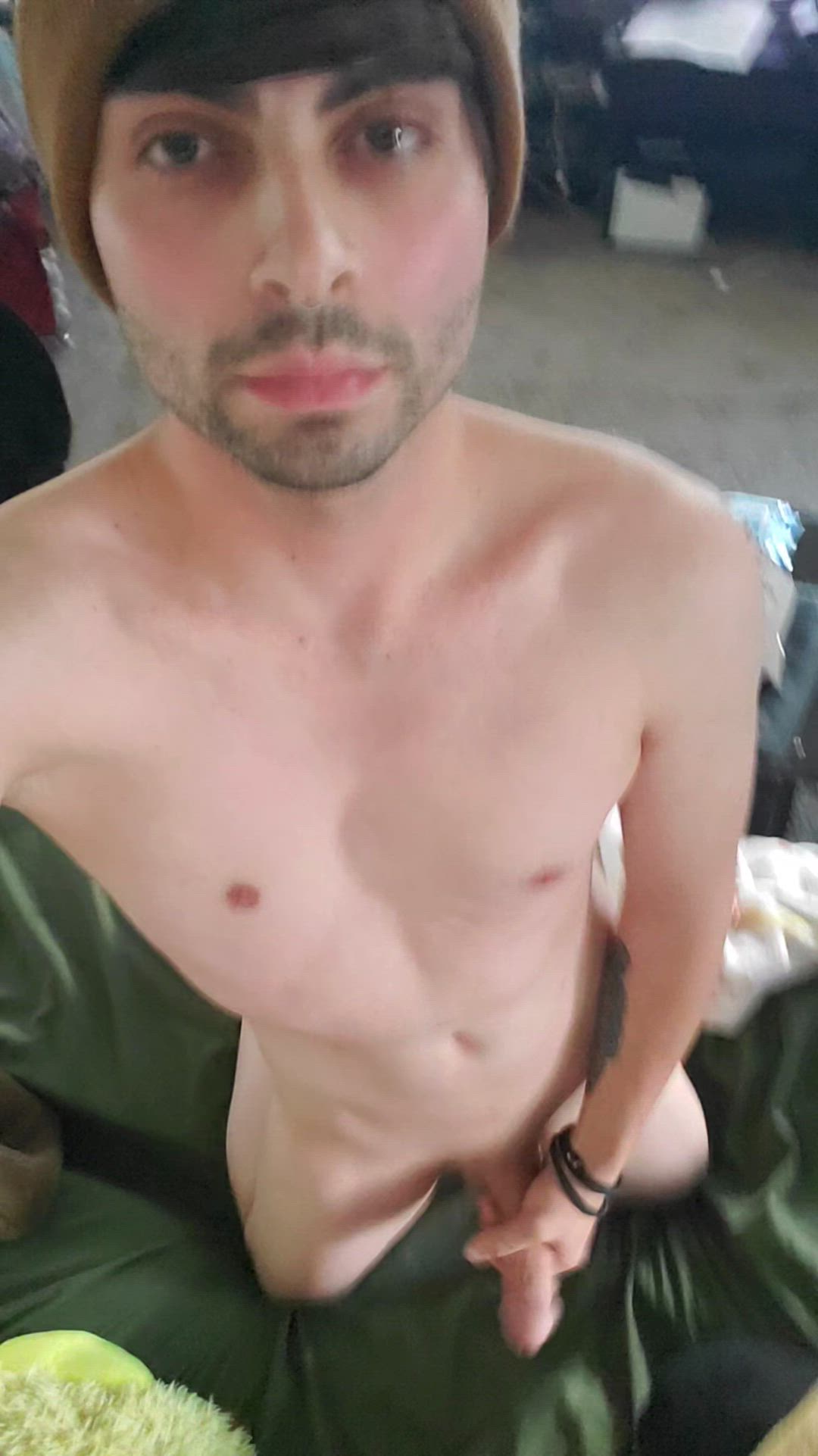 Masturbating porn video with onlyfans model leech77 <strong>@leech77</strong>