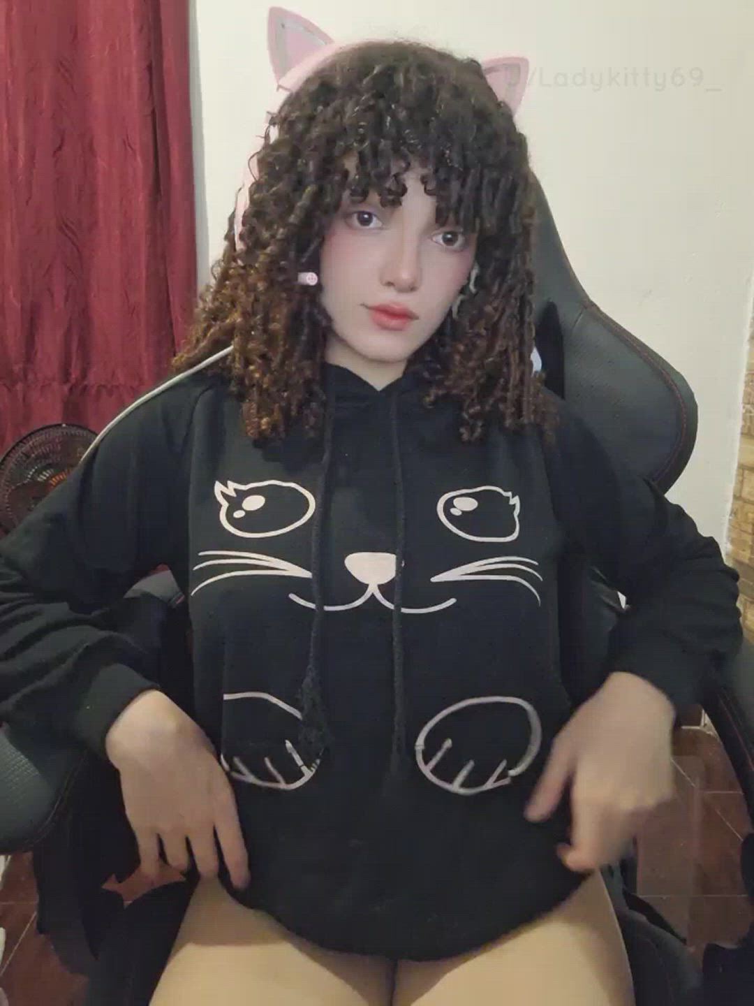 18 Years Old porn video with onlyfans model Ladykitty69 <strong>@ladykitty69s</strong>