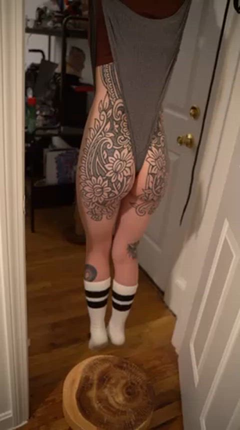 Ass porn video with onlyfans model tattsnwedgies <strong>@tattoosandwedgies</strong>