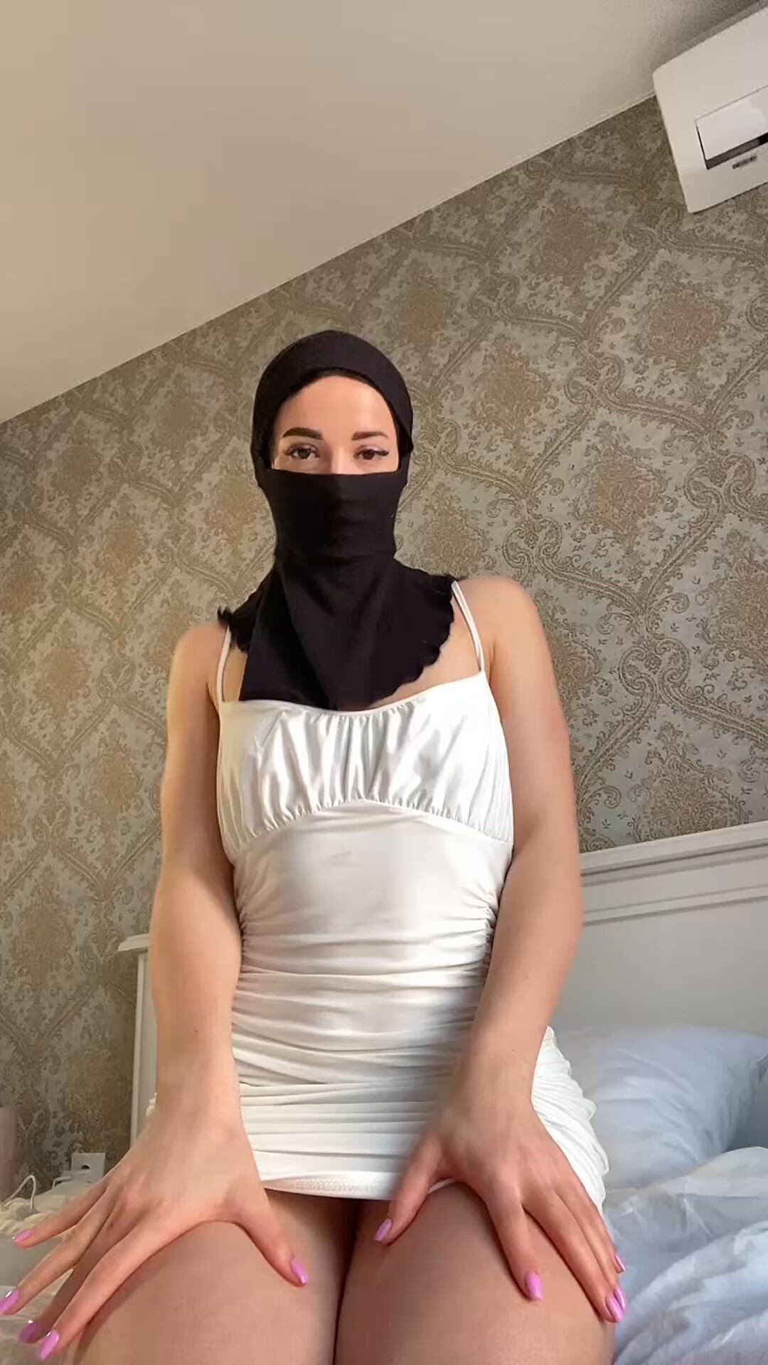 Boobs porn video with onlyfans model kaminizi <strong>@kamilamuslim</strong>