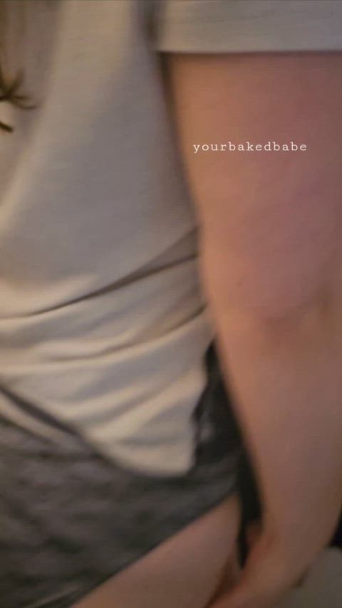 Tits porn video with onlyfans model YourBakedBabe <strong>@yourbakedbabe</strong>