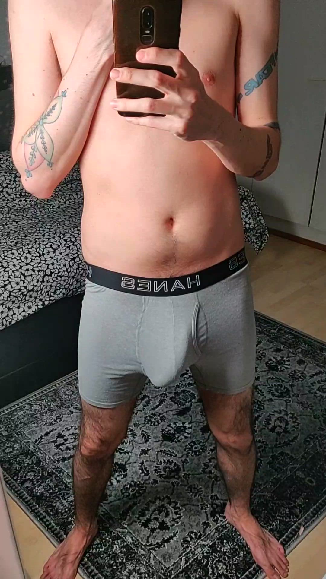 Amateur porn video with onlyfans model ThinSlimGuy <strong>@thinslimguy</strong>