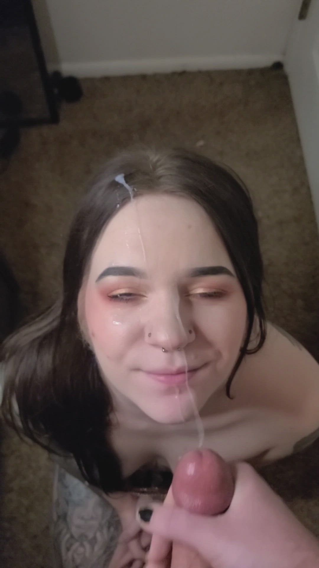 Cumshot porn video with onlyfans model evaevergreene <strong>@eva-evergreenevip</strong>