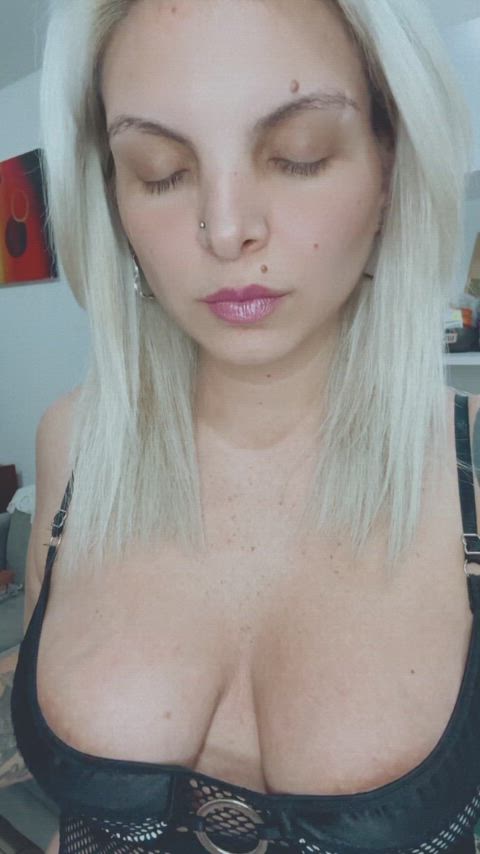 Big Tits porn video with onlyfans model blondiaof <strong>@astridvera</strong>