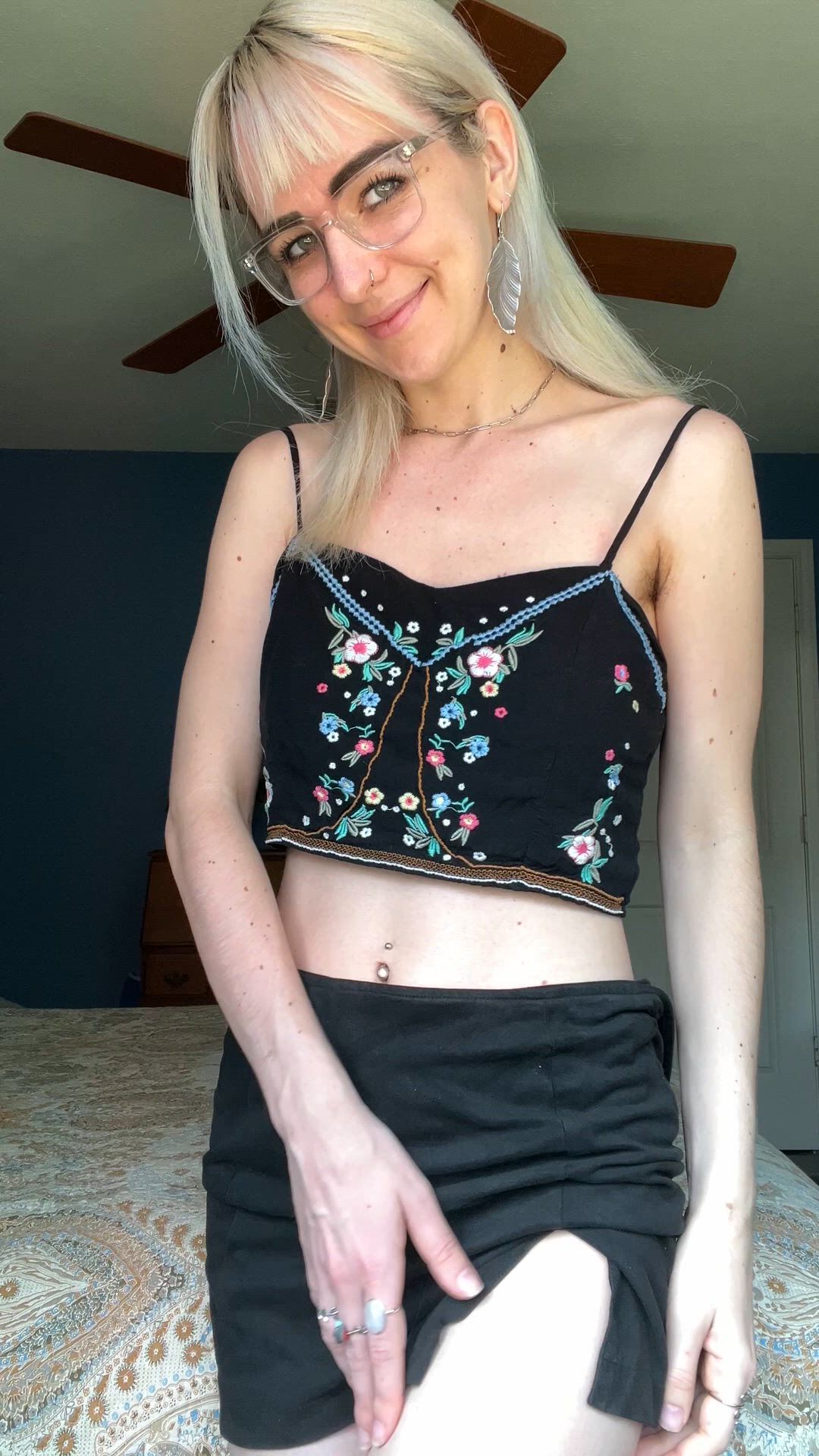 Amateur porn video with onlyfans model allyelliot <strong>@allyelliot</strong>