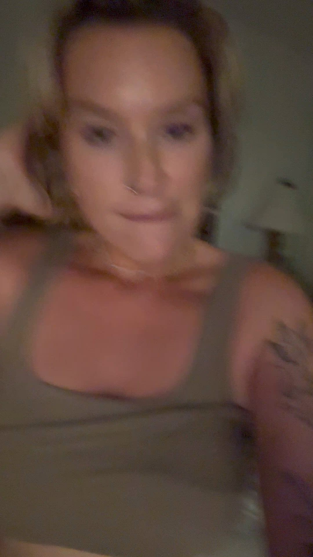 Amateur porn video with onlyfans model magicnthemirror <strong>@magicnthemirror</strong>