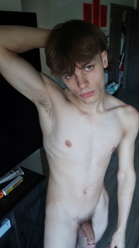 Big Dick porn video with onlyfans model eddyisfine <strong>@eddyfo44</strong>