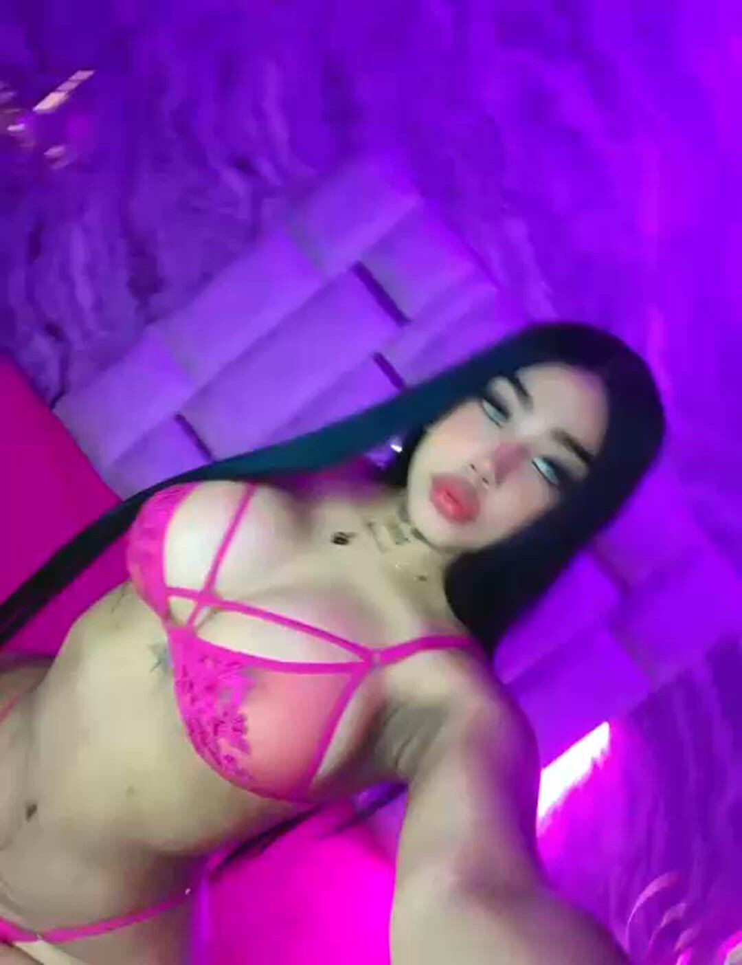 Amateur porn video with onlyfans model alexxawilliams33 <strong>@alexxxa69will</strong>