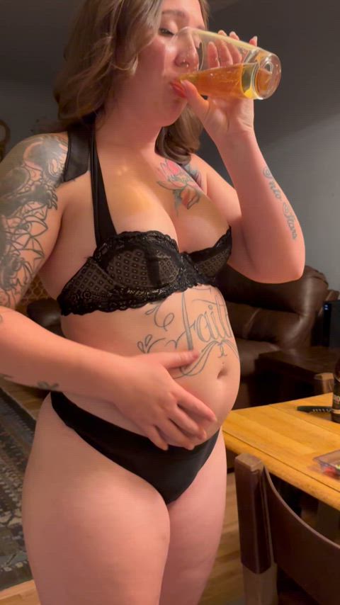 Big Tits porn video with onlyfans model chubbyjezebel <strong>@chubbyjezebel</strong>