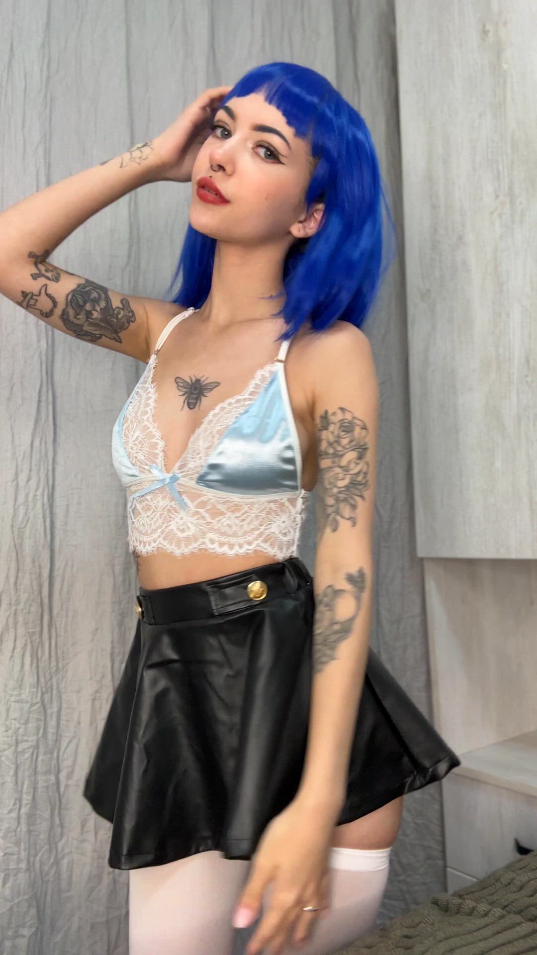 19 Years Old porn video with onlyfans model mia_shine <strong>@mia_shine</strong>