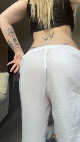 Ass porn video with onlyfans model Lolasland <strong>@luxxxylola</strong>