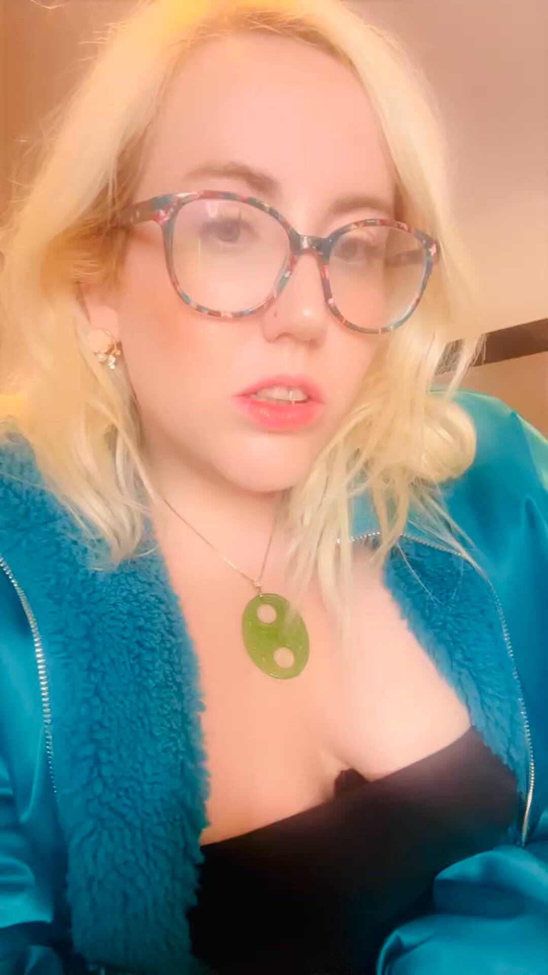 Big Tits porn video with onlyfans model misshandsy <strong>@itshandsy</strong>