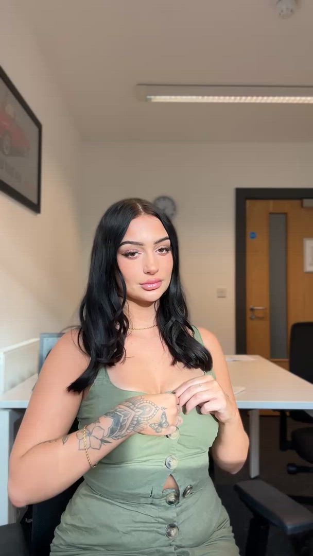 Big Tits porn video with onlyfans model mccreamyuh <strong>@loverileyray</strong>