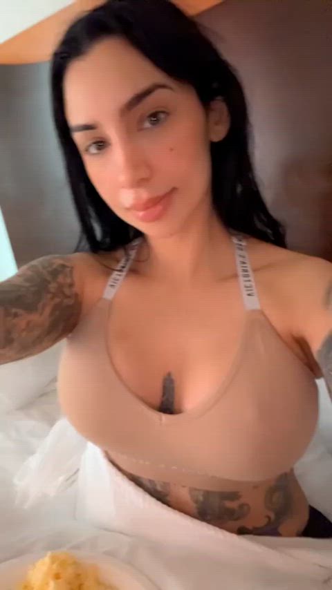 Tease porn video with onlyfans model Cassie Curses <strong>@cassiecurses</strong>