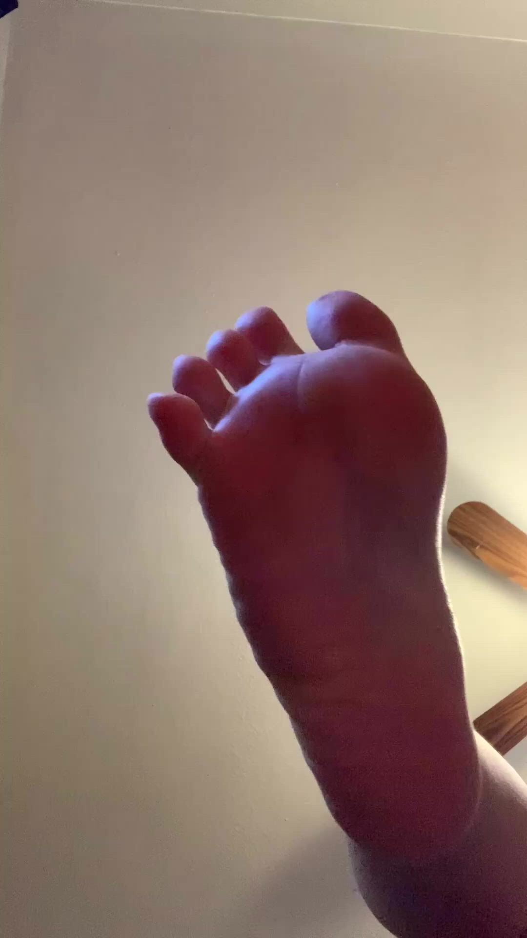 Cum on feet porn video with onlyfans model eternalteaser <strong>@eternalteaser</strong>