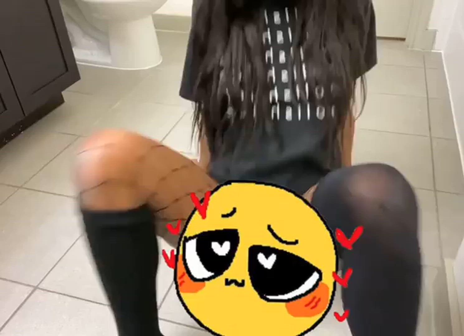 Amateur porn video with onlyfans model hatsunekiyuu <strong>@kiuwu</strong>