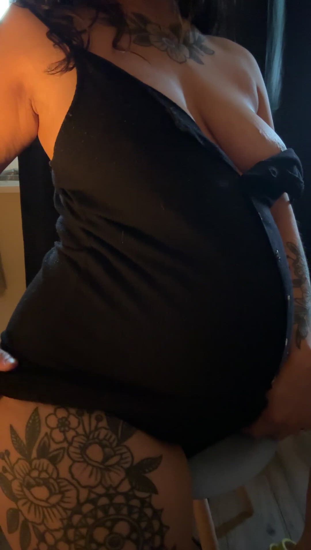 Tattoo porn video with onlyfans model littlenaturenymph <strong>@littlenaturenymph</strong>