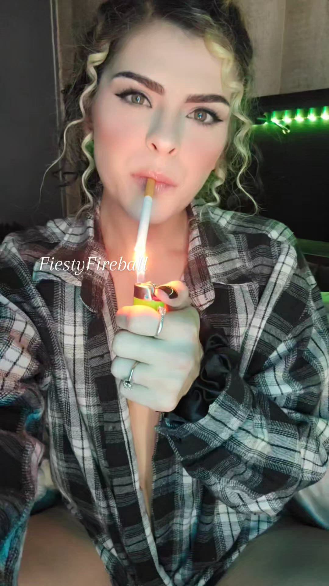 OnlyFans porn video with onlyfans model fiestyfireball <strong>@fiestyfireball2</strong>