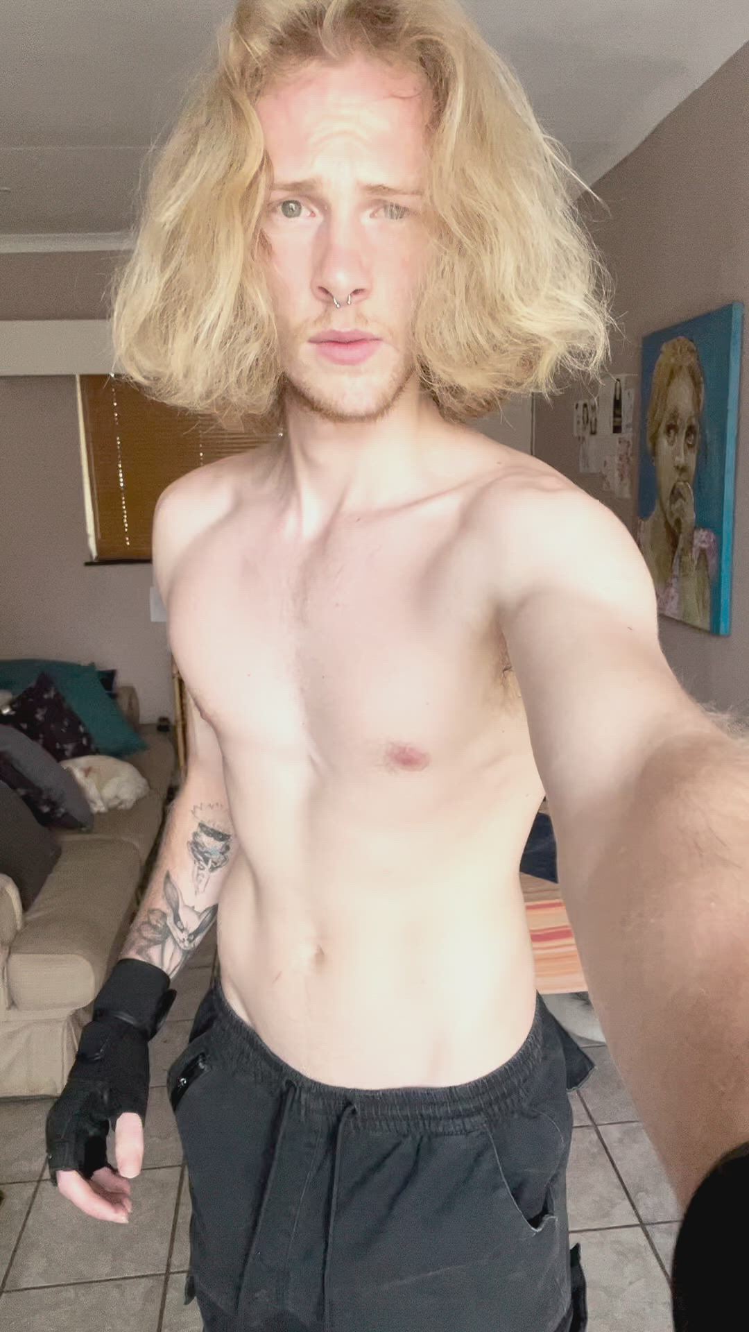 Bisexual porn video with onlyfans model darlingreaper <strong>@reaper_is_nsfw</strong>